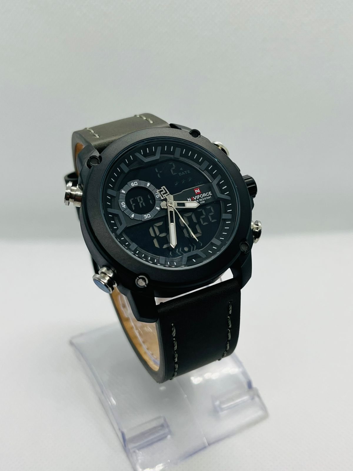 NAVIFORCE NF 9261 DUAL TIME ELITE EDITION - Image 2
